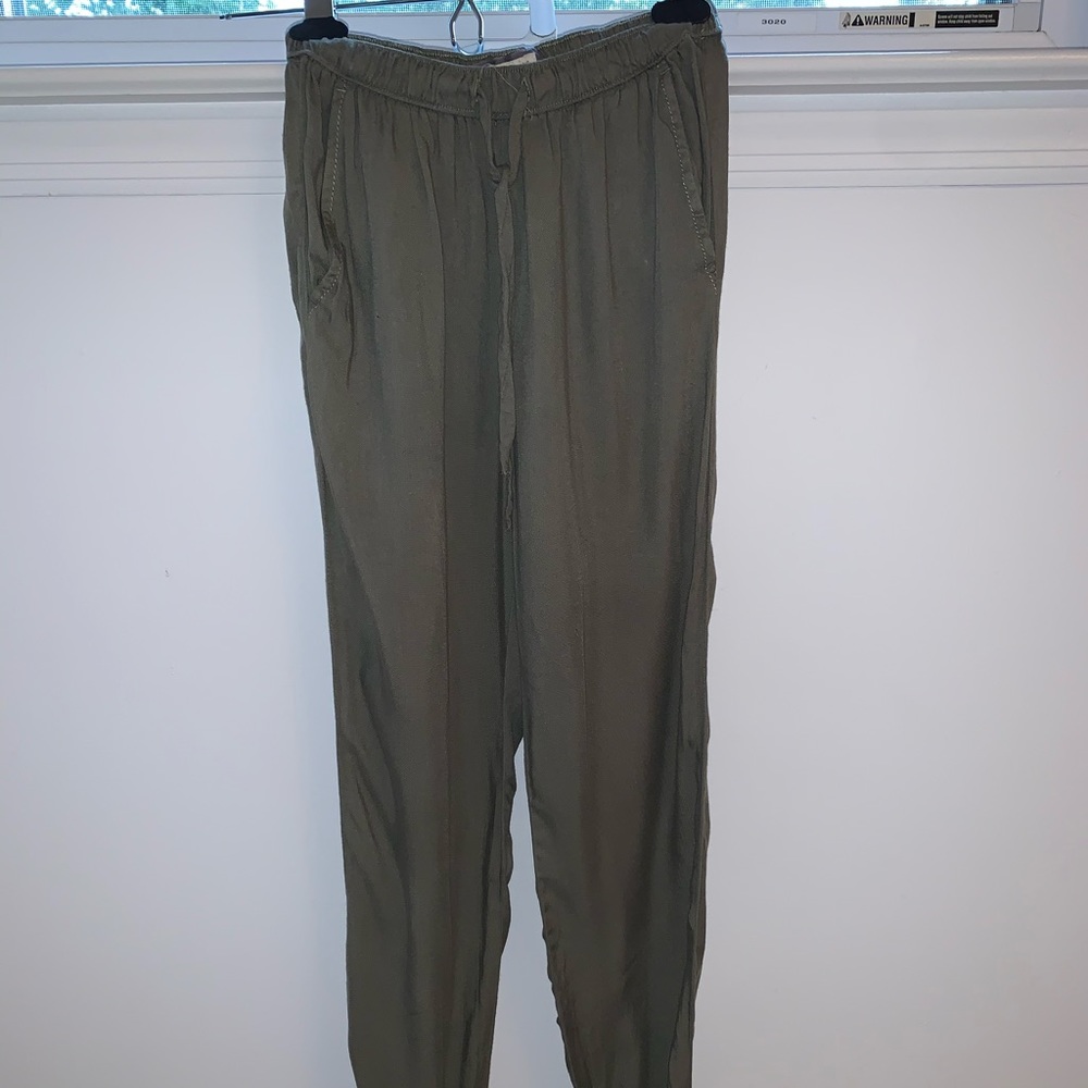 Abercrombie & Fitch Army Green Flowy Pants